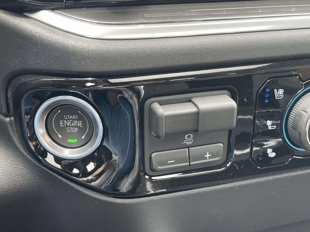 New 2026 Chevrolet Silverado 2500 High Country w/ High Country Premium Package AWD/4WD image 17