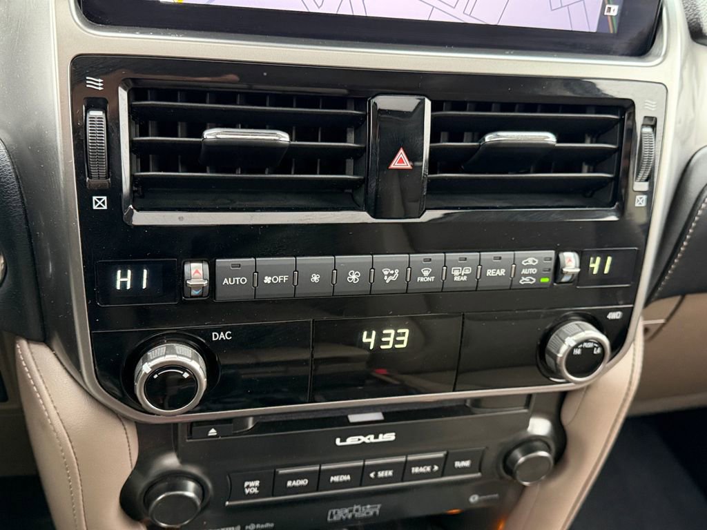 Used 2022 Lexus GX 460 Premium w/ Premium Plus Package image 24