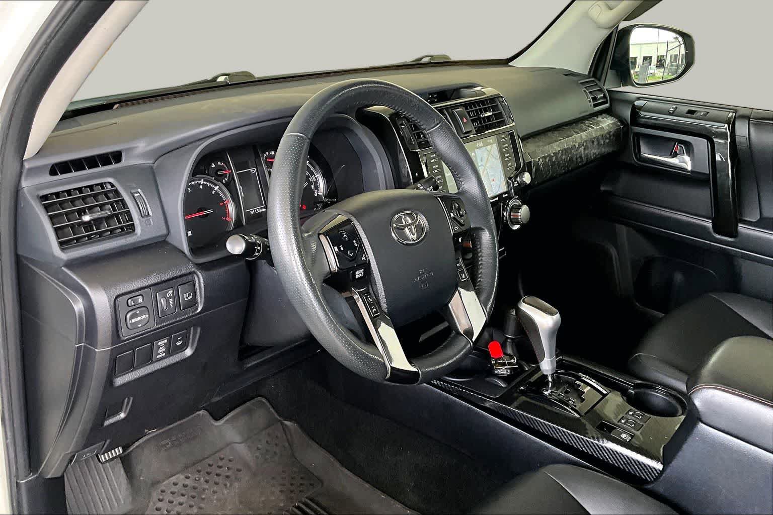 Used 2022 Toyota 4Runner TRD Off-Road Premium w/ Moonroof Package AWD/4WD image 17