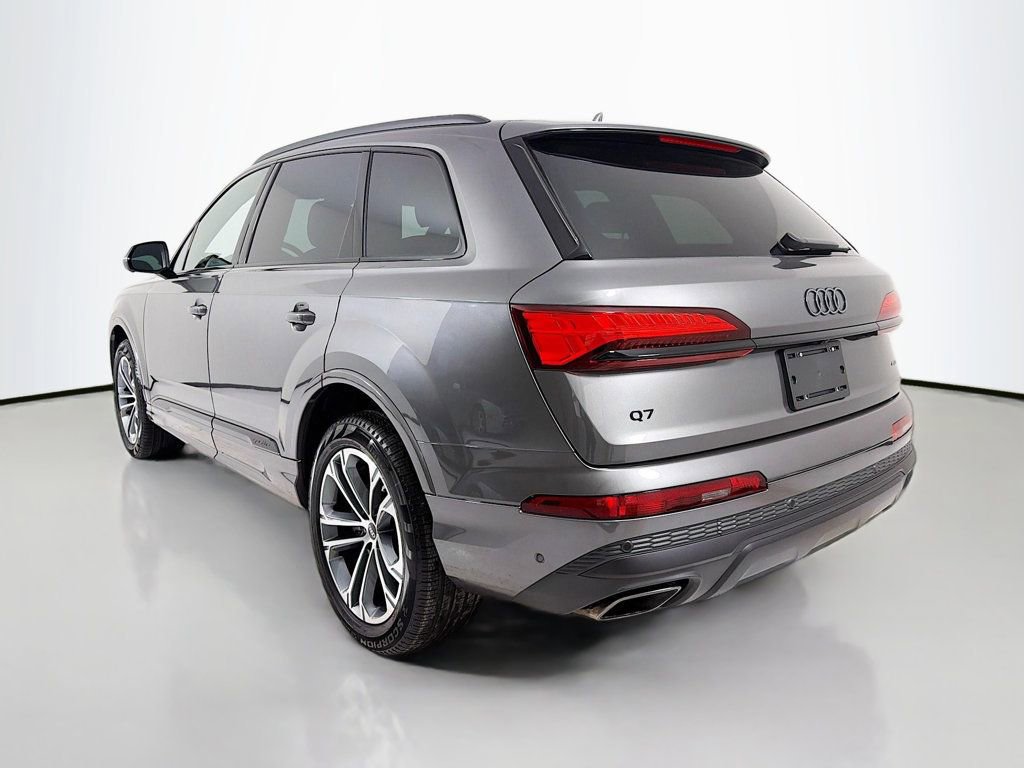Certified 2025 Audi Q7 2.0T Premium w/ Convenience Plus Package image 5