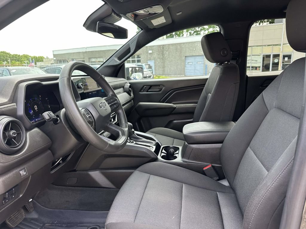 Used 2023 Chevrolet Colorado Trail Boss w/ LPO, Dark Essentials Package AWD/4WD image 13
