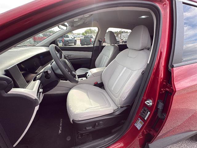 Used 2026 Hyundai Tucson SEL image 13