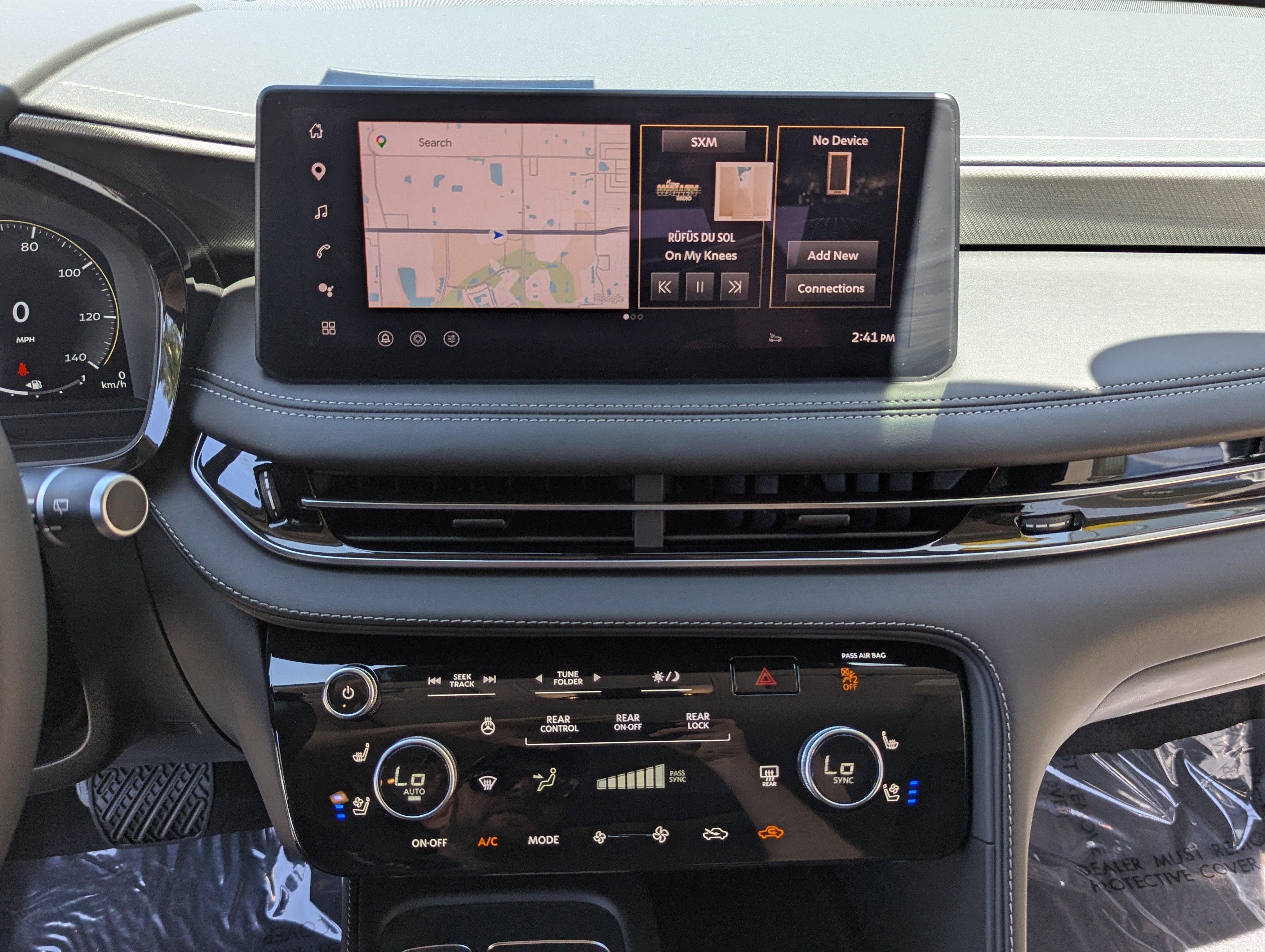 Certified 2026 INFINITI QX60 Luxe w/ Cargo Package FWD image 24