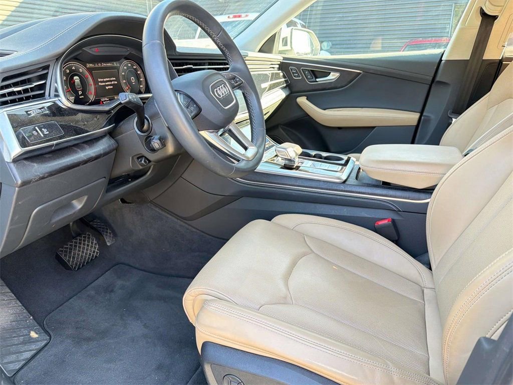 Used 2025 Audi Q8 Prestige image 7