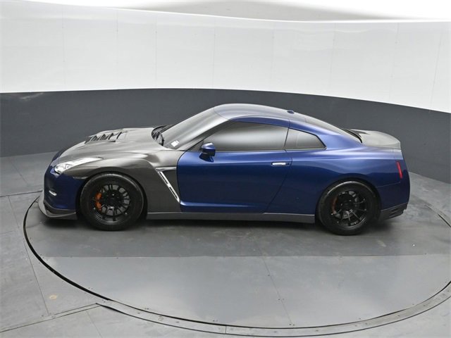 Used 2015 Nissan GT-R Black Edition image 33