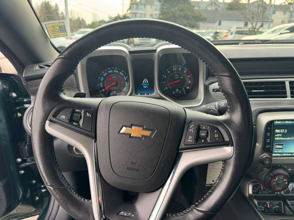 Used 2015 Chevrolet Camaro SS w/ Green Flash Special Edition image 10