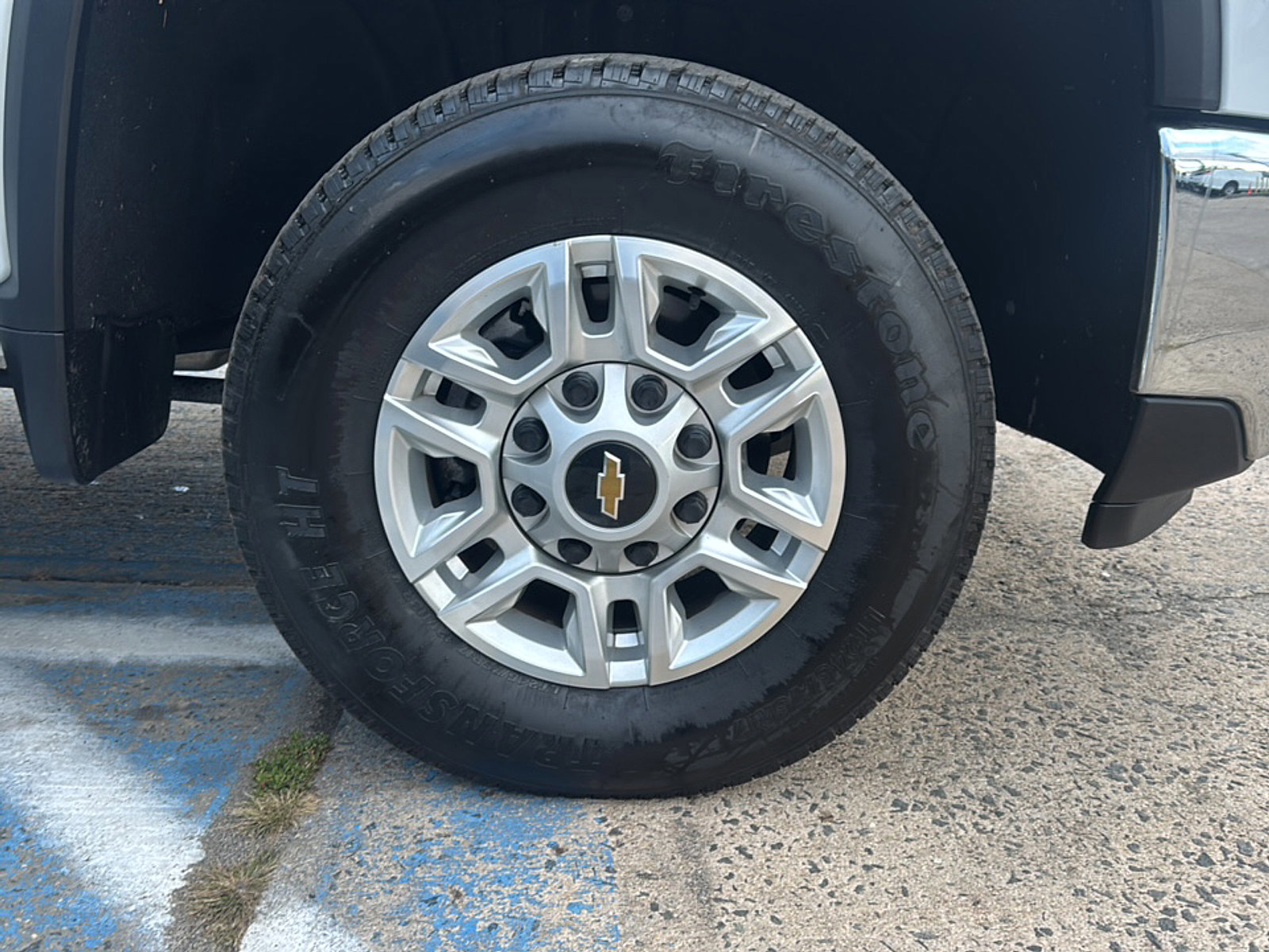 Used 2025 Chevrolet Silverado 2500 LT w/ Convenience Package image 46