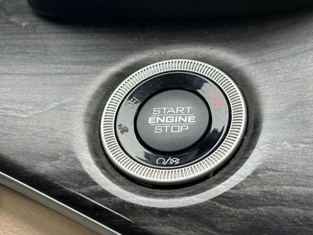 Used 2021 Jeep Grand Cherokee L Limited image 40