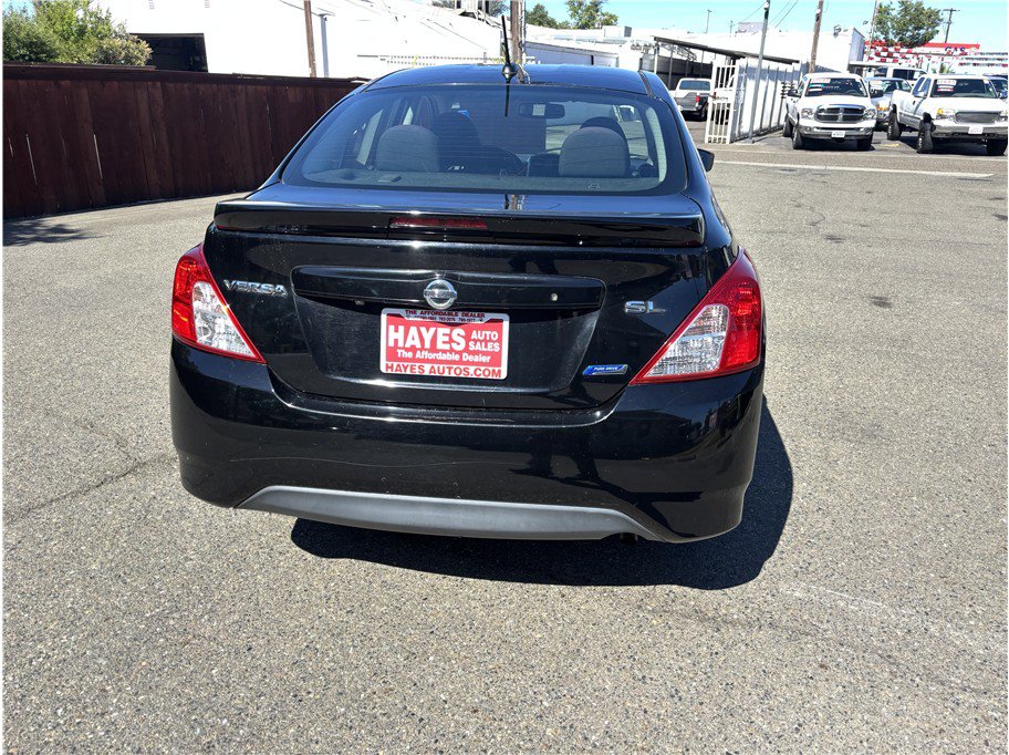 Used 2015 Nissan Versa w/ SL Tech Package FWD image 5
