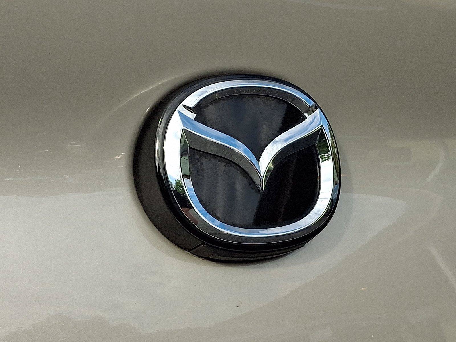 Used 2023 MAZDA MAZDA3 s FWD image 29