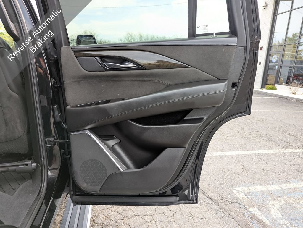Used 2020 Cadillac Escalade Platinum AWD/4WD image 41