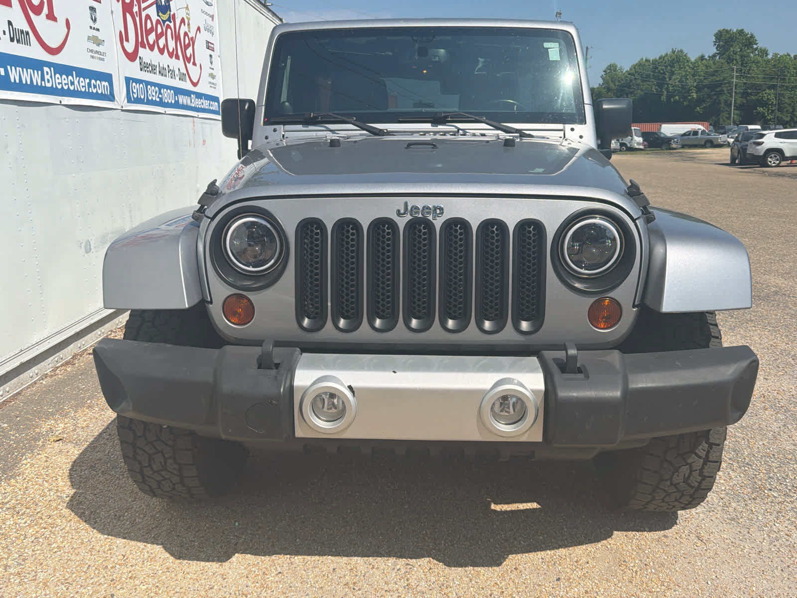 Used 2013 Jeep Wrangler Unlimited Sahara AWD/4WD image 5