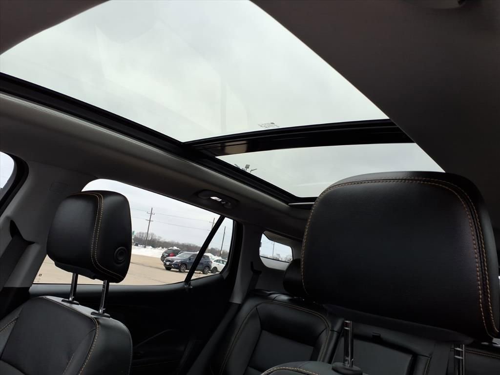 Used 2020 GMC Terrain SLT w/ Preferred Package image 13