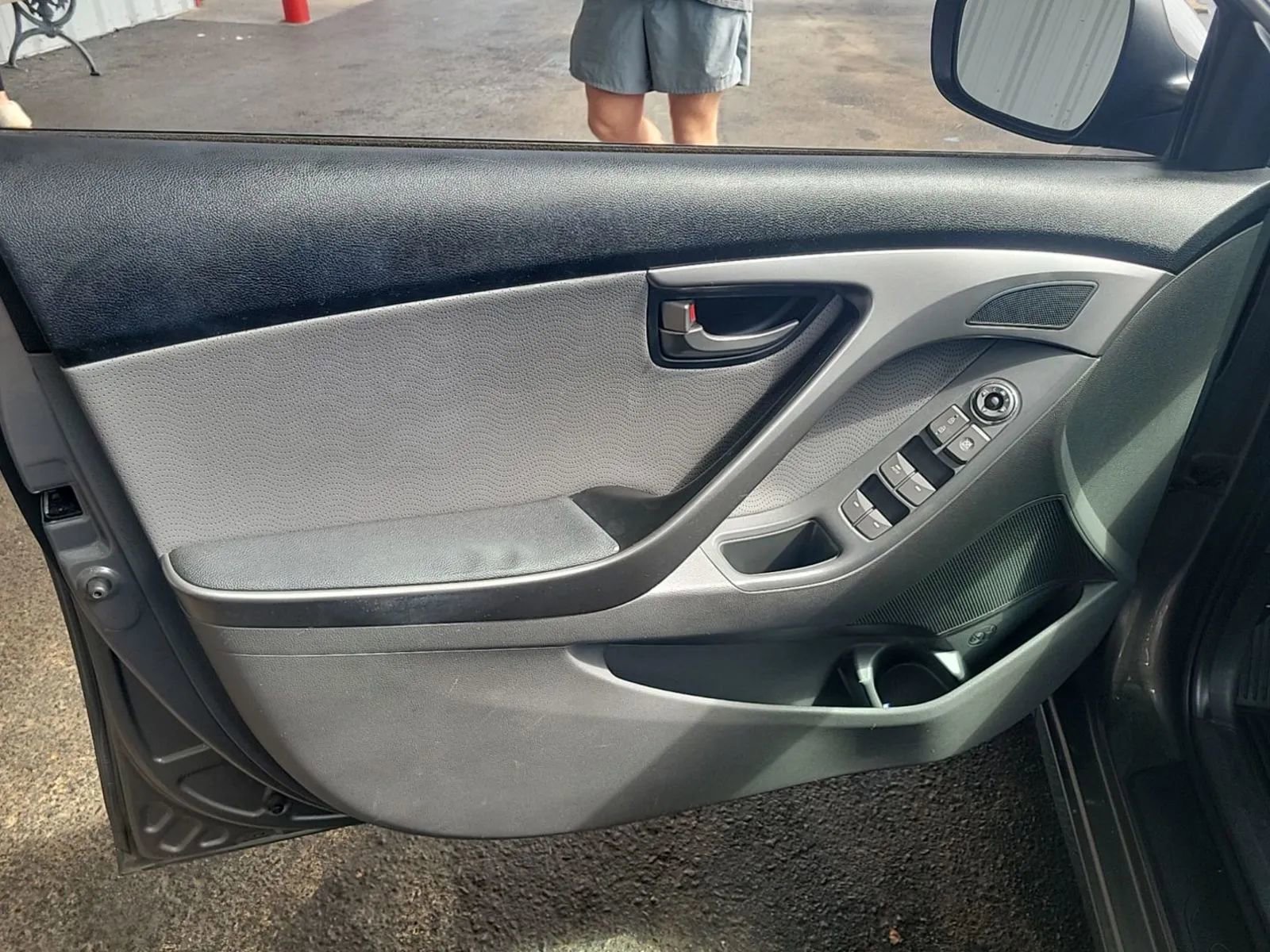 Used 2013 Hyundai Elantra Limited image 10