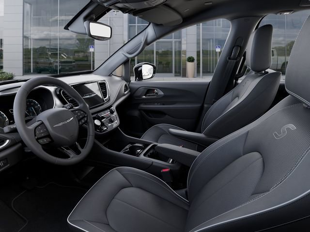 New 2026 Chrysler Pacifica Limited image 22