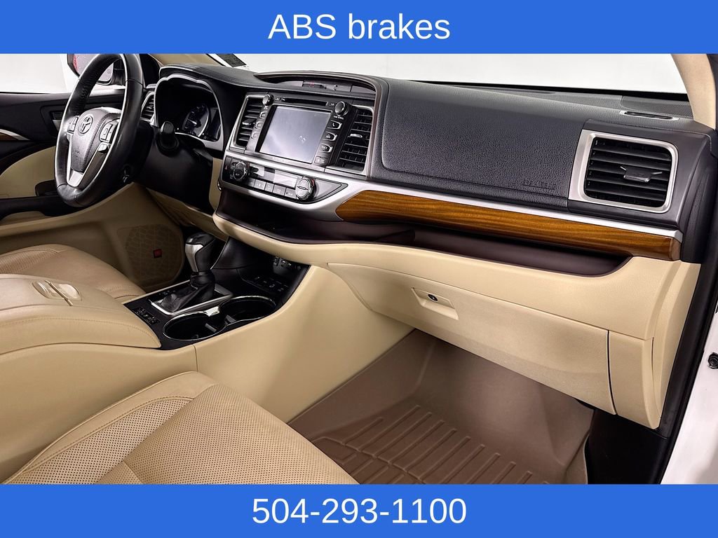 Used 2019 Toyota Highlander Limited image 32
