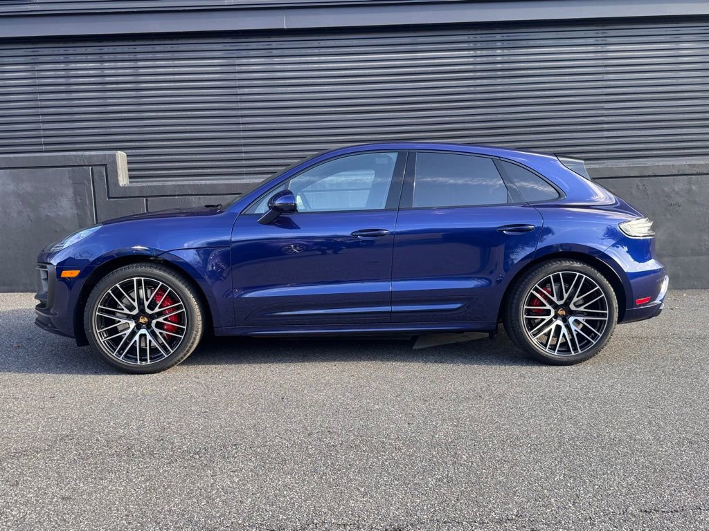 Certified 2026 Porsche Macan GTS image 2