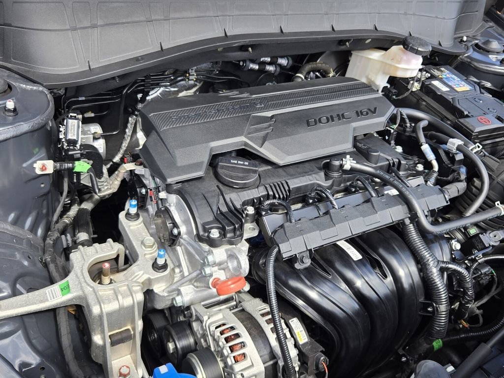 Certified 2024 Hyundai Kona SE image 18