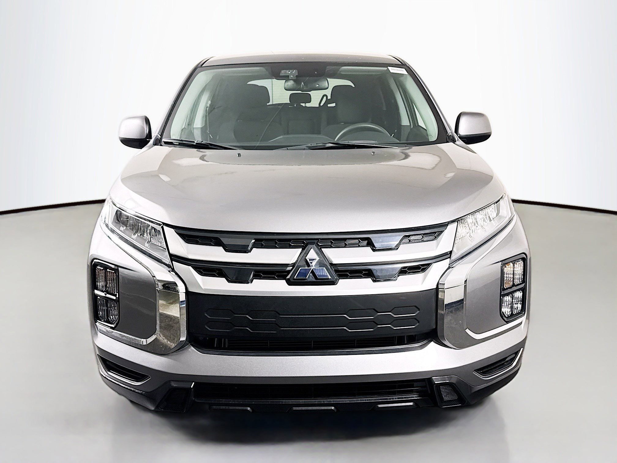 Used 2024 Mitsubishi Outlander Sport ES image 2