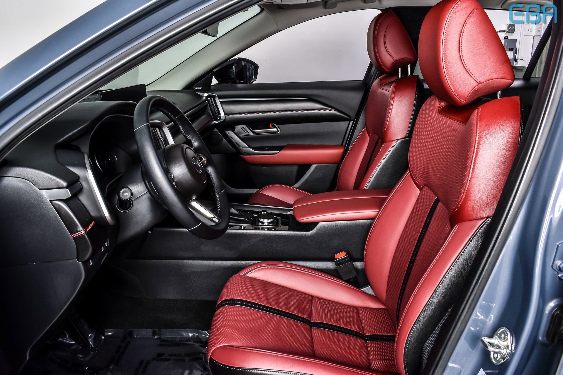 Used 2025 MAZDA CX-50 AWD 2.5 Hybrid w/ Premium Pkg image 16