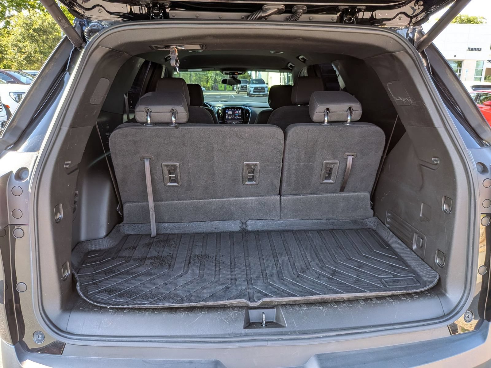 Used 2022 Chevrolet Traverse LT AWD/4WD image 32