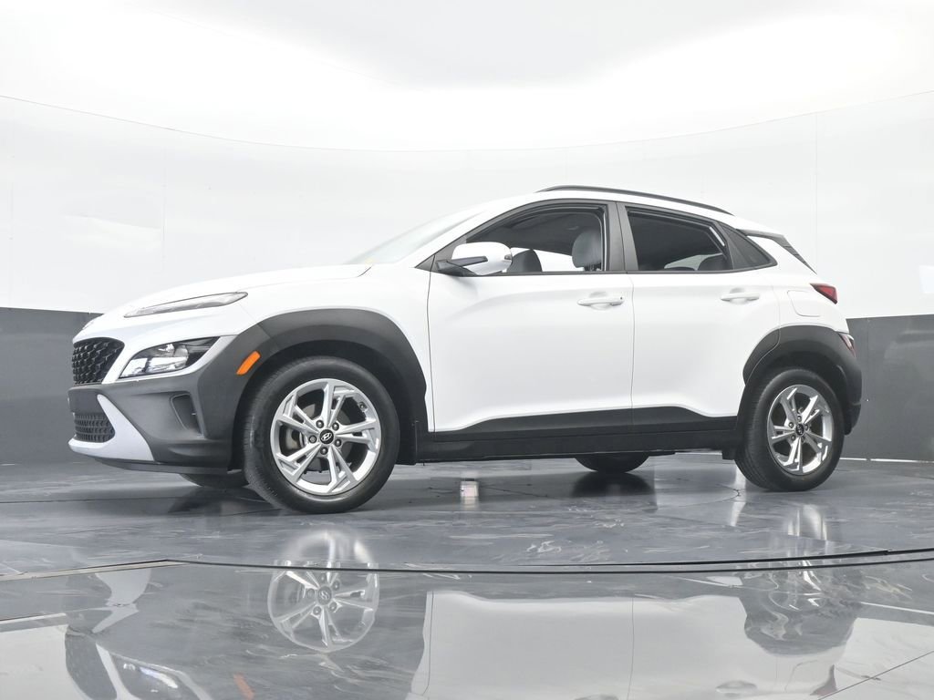 Used 2022 Hyundai Kona SEL w/ Convenience Package image 55