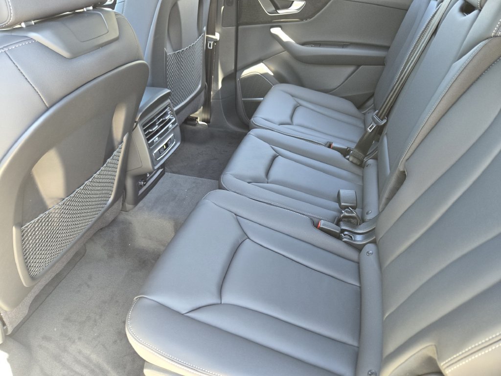 New 2026 Audi Q7 2.0T Premium AWD/4WD image 35