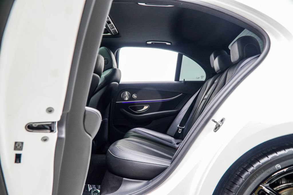 Used 2019 Mercedes-Benz E 300 image 40