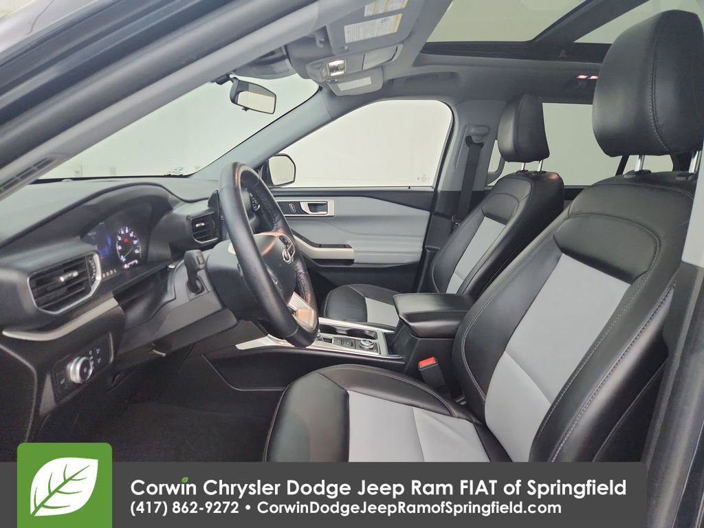 Used 2022 Ford Explorer XLT w/ Equipment Group 202A image 18