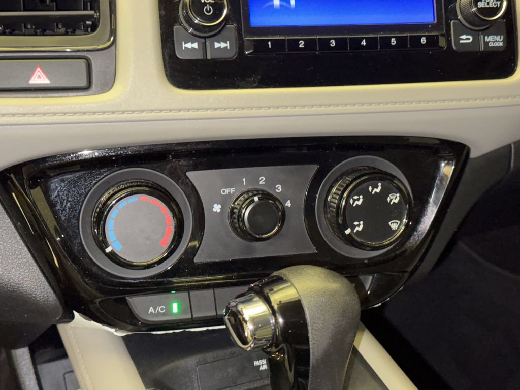 Certified 2022 Honda HR-V LX image 23