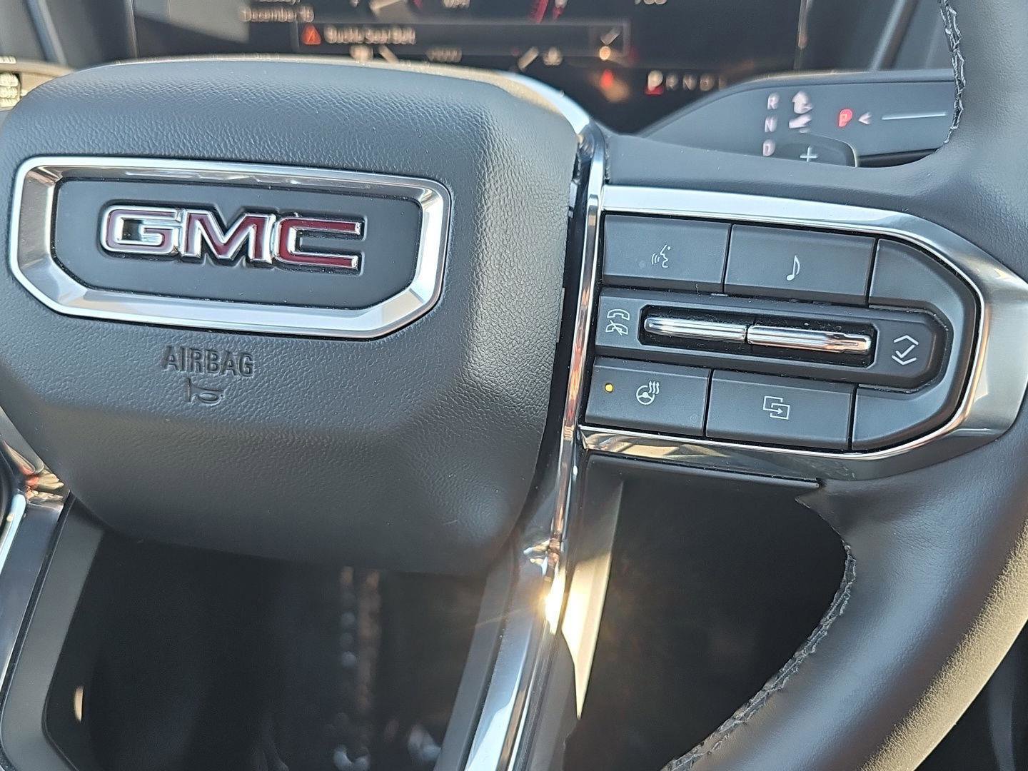 Used 2025 GMC Terrain Elevation image 20