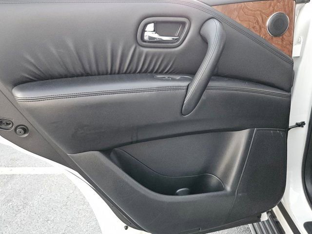 Used 2023 Nissan Armada SL w/ Captain's Chairs Package image 27