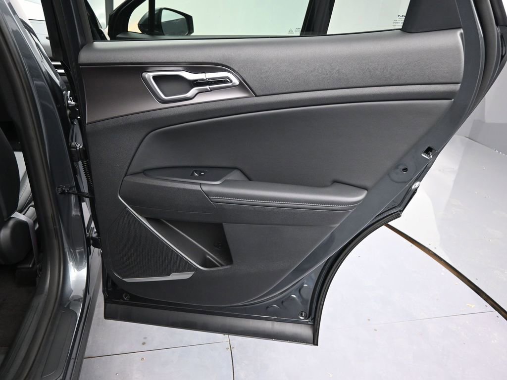 New 2026 Kia Sportage EX image 21