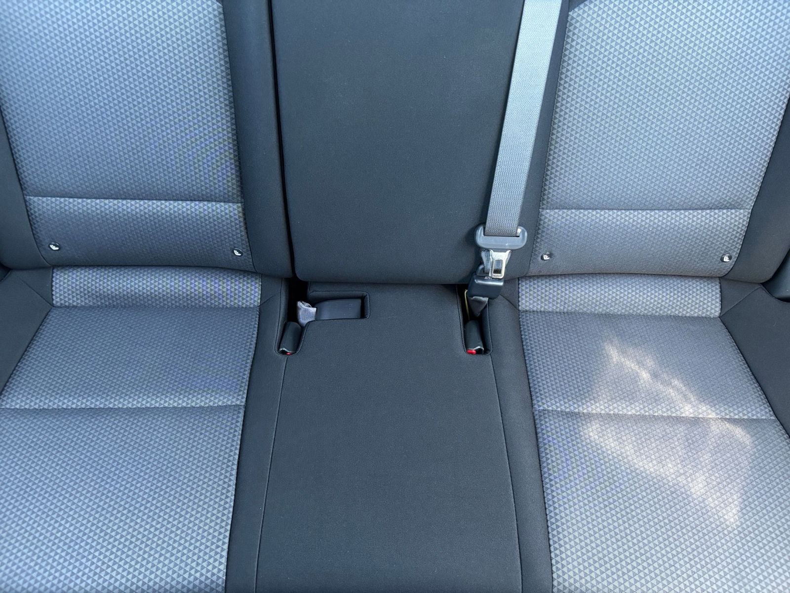 Used 2025 Kia Soul LX w/ LX Technology Package FWD image 36