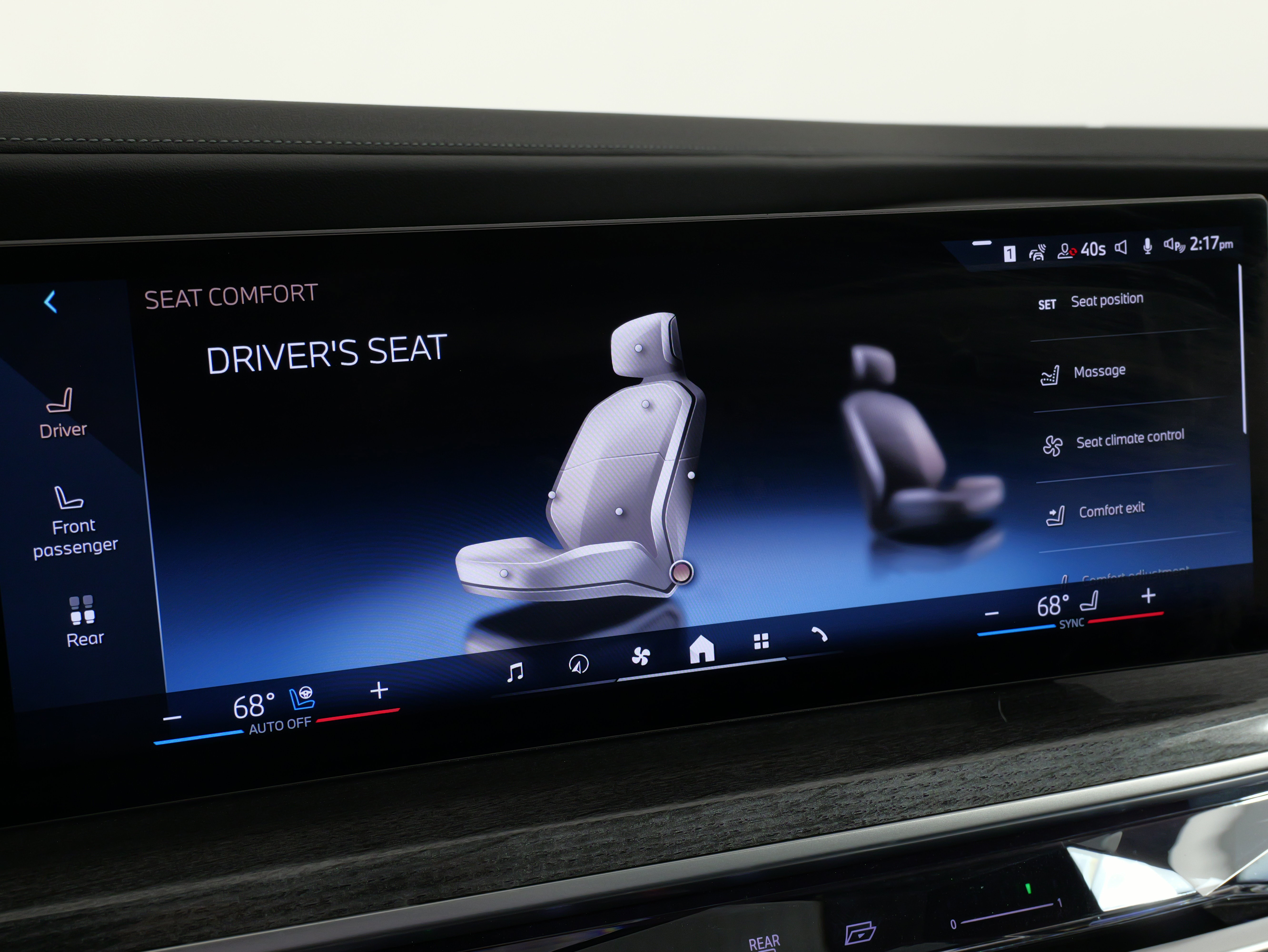 Used 2023 BMW 740i w/ Executive Package RWD image 57