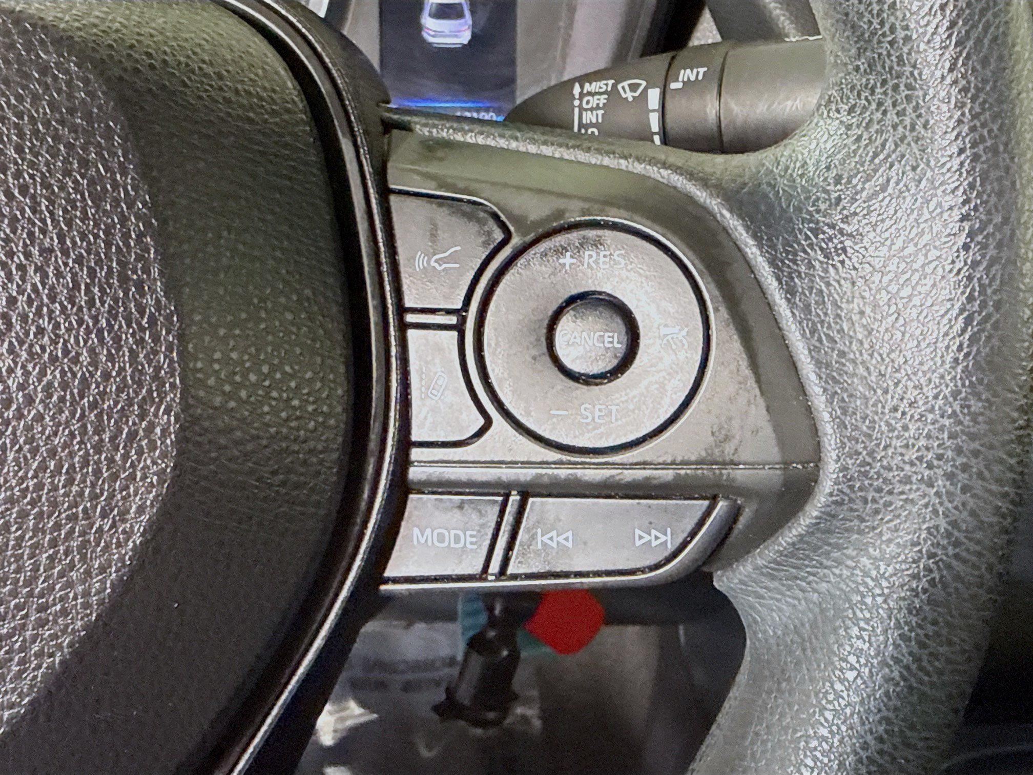 Used 2022 Toyota Corolla LE FWD image 15