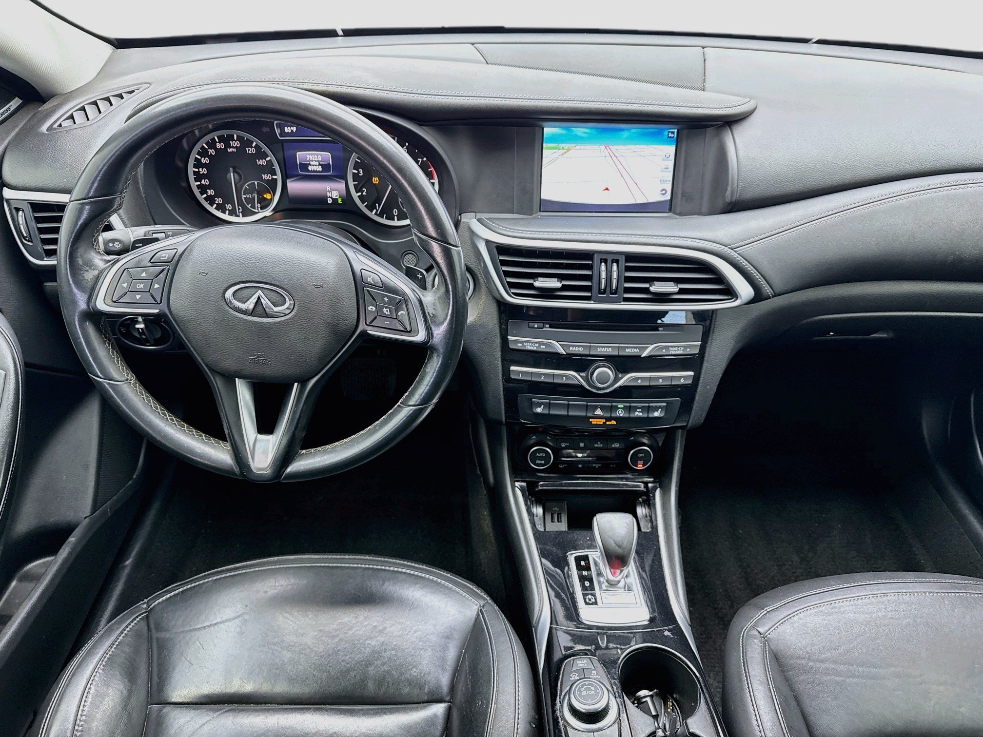Used 2018 INFINITI QX30 Premium w/ Navigation Package FWD image 15