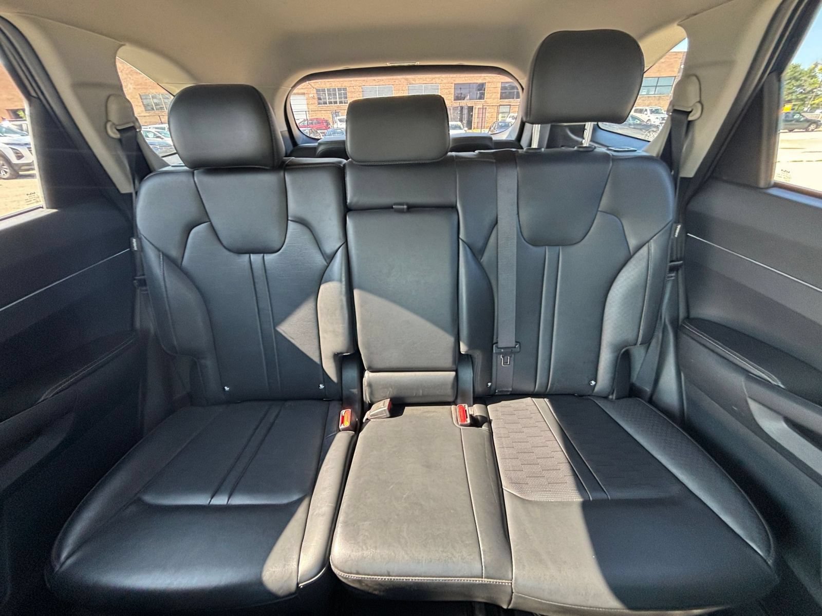 Used 2024 Kia Sorento S FWD image 41