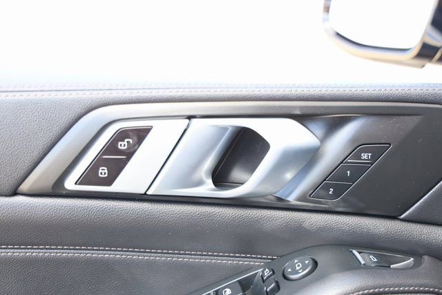 Used 2020 BMW X5 sDrive40i w/ Premium Package image 26