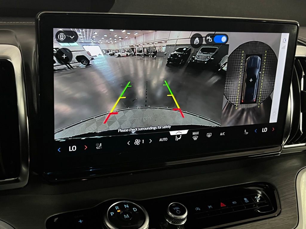 Used 2025 Ford Expedition Max Platinum image 14