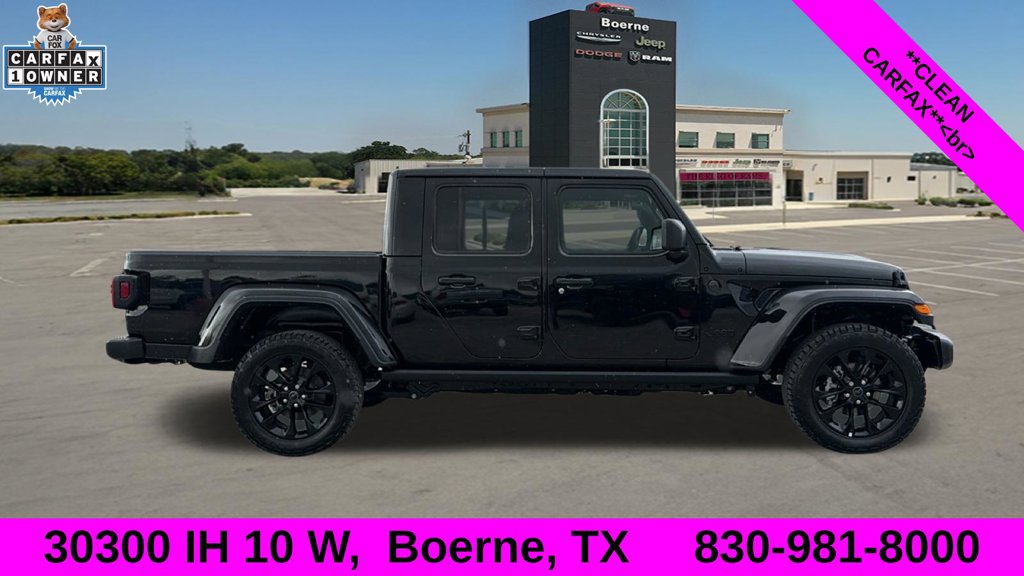 Used 2025 Jeep Gladiator Sport AWD/4WD image 2