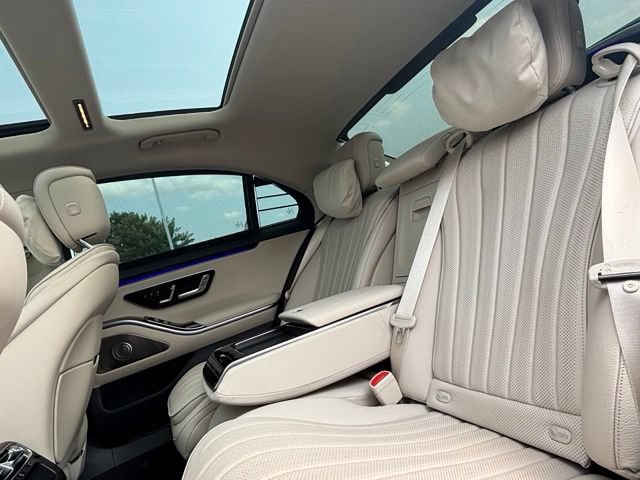 Used 2026 Mercedes-Benz S 500 4MATIC image 32