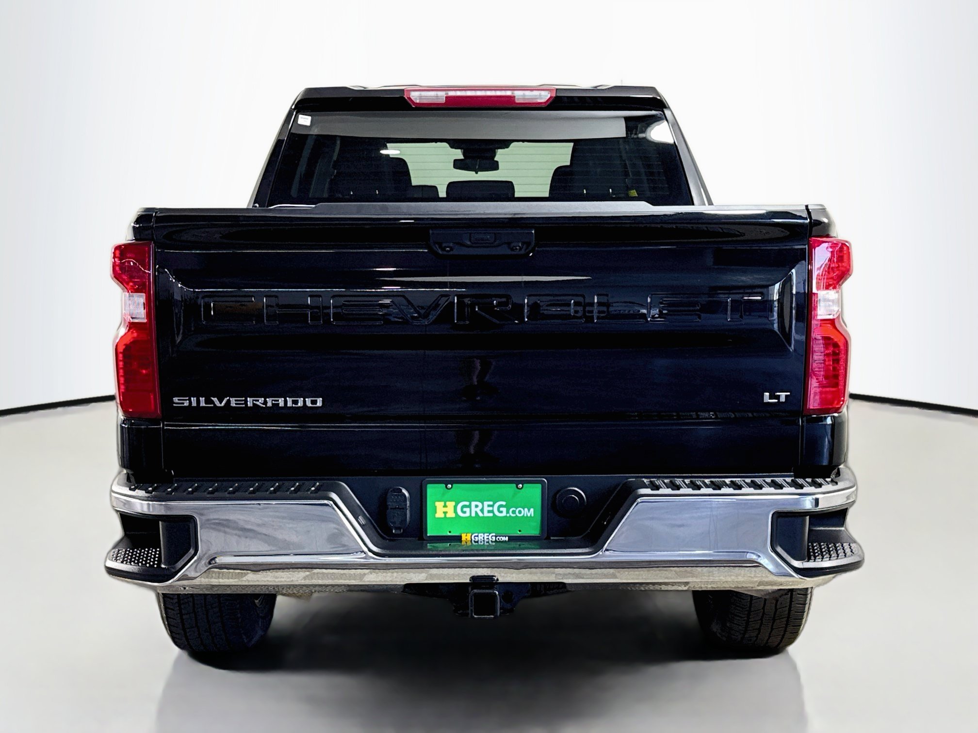 Used 2024 Chevrolet Silverado 1500 LT AWD/4WD image 8