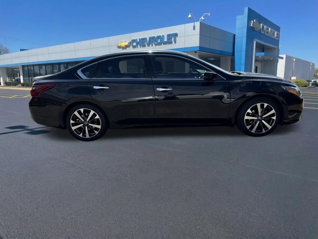 Used 2017 Nissan Altima 2.5 SR image 5