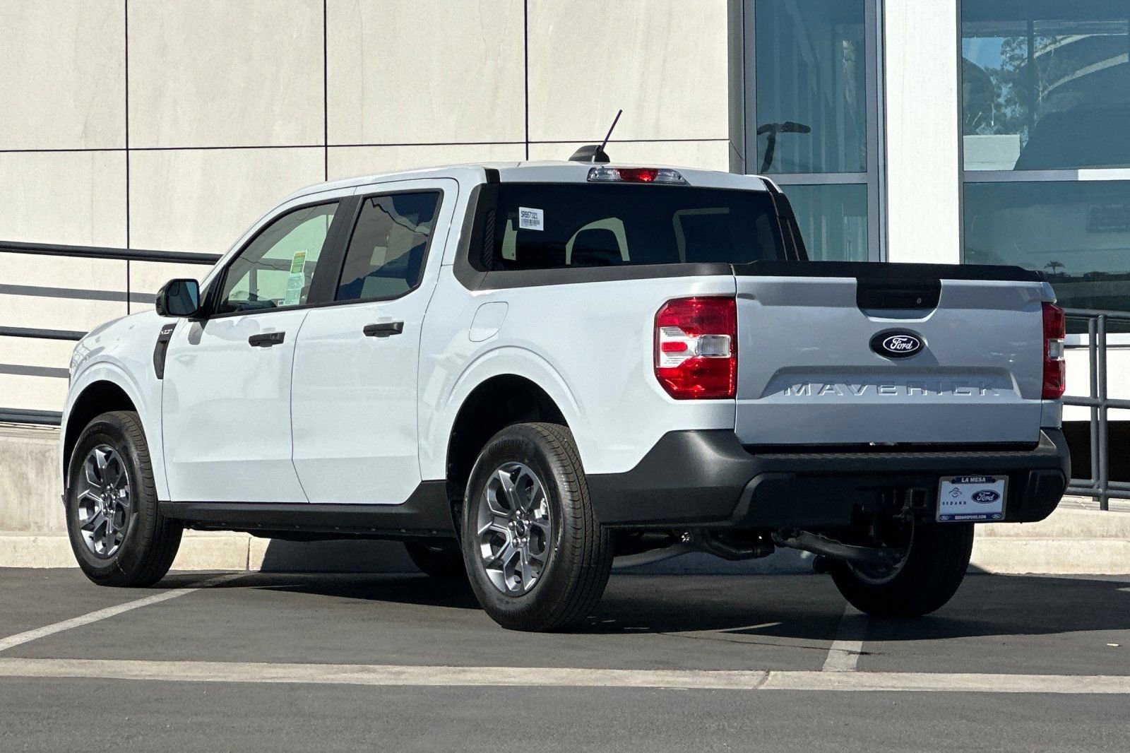 New 2025 Ford Maverick XLT w/ XLT Luxury Package image 5