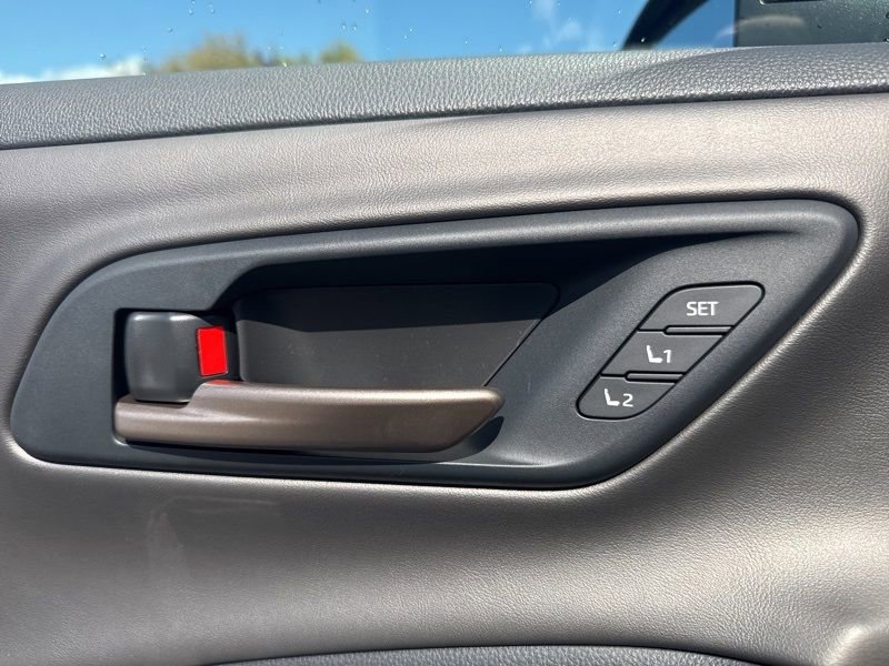 New 2026 Toyota Crown Nightshade image 19