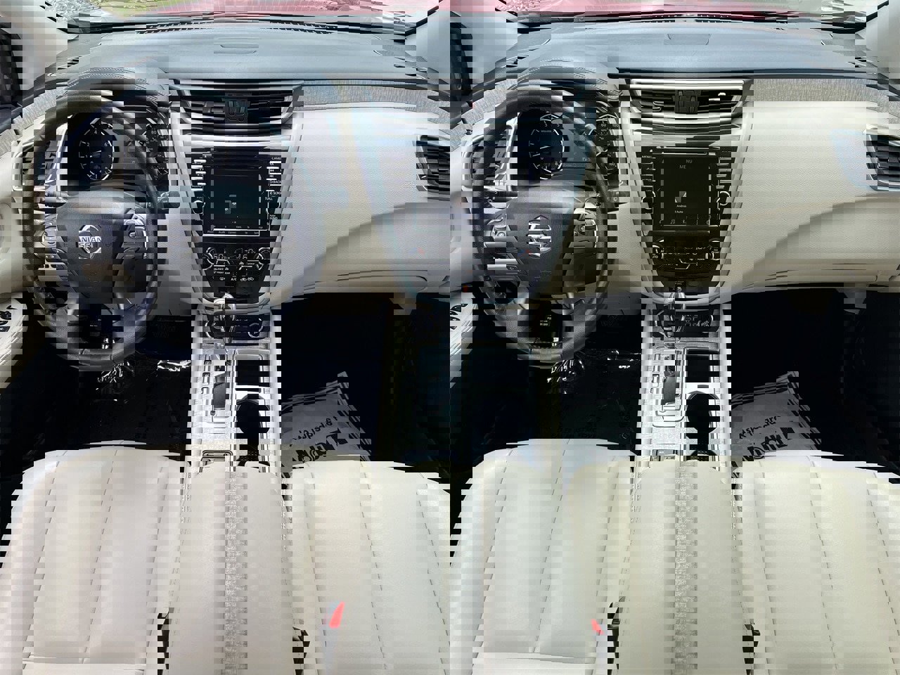 Used 2020 Nissan Murano SV w/ Premium Package image 8