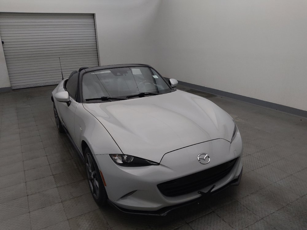 Used 2019 MAZDA MX-5 Miata Grand Touring w/ Appearance Package RWD image 14