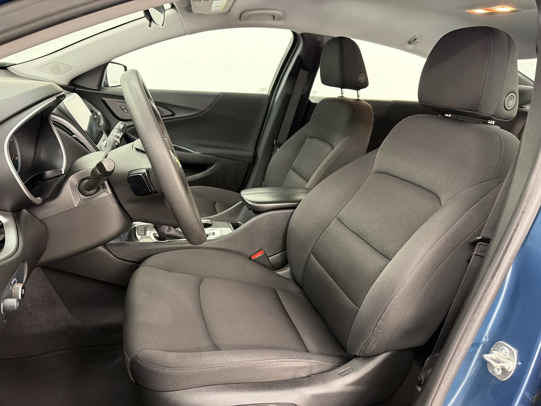 Used 2024 Chevrolet Malibu LT FWD image 20