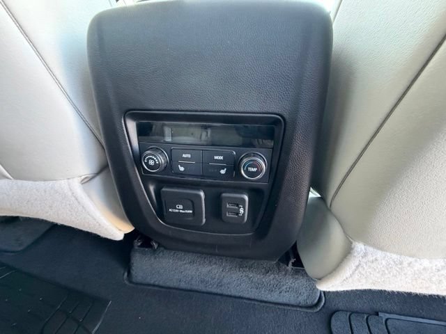 Used 2022 Buick Enclave Avenir w/ Avenir Technology Package FWD image 22